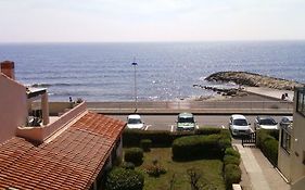 Les Rives d'Or face à la plage
